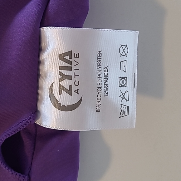 Zyia Bomber Bra - Picture 4 of 7